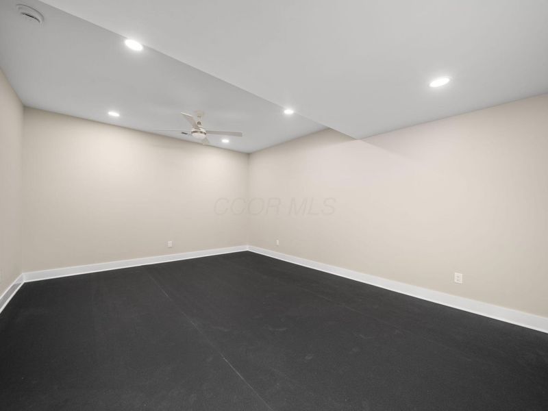 5618 Hickory Drive, Lewis Center, OH 43035 Photo 52