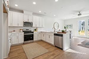 731 Alma Square Drive Photo 6