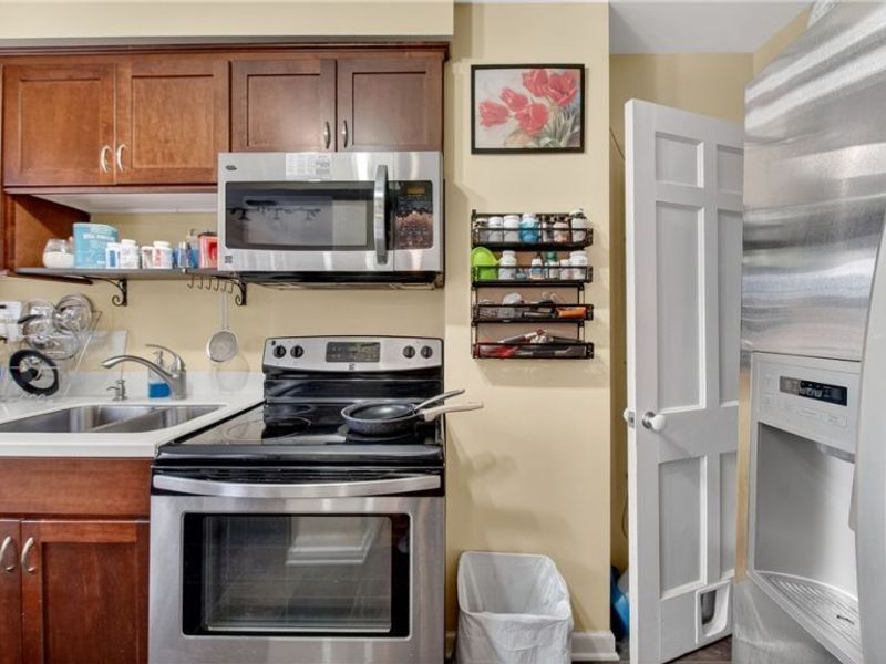 2684 Wooster Road, Rocky River, OH 44116 Photo 11