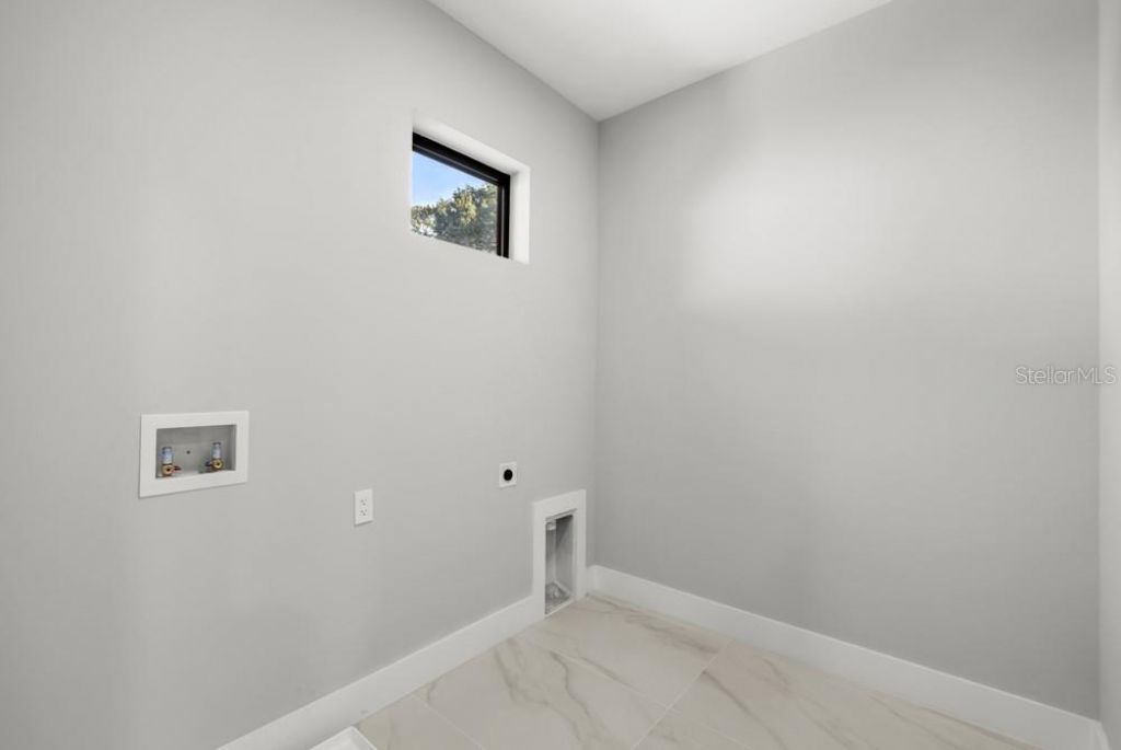 1812 E Kaley Avenue, Orlando, FL 32806 Photo