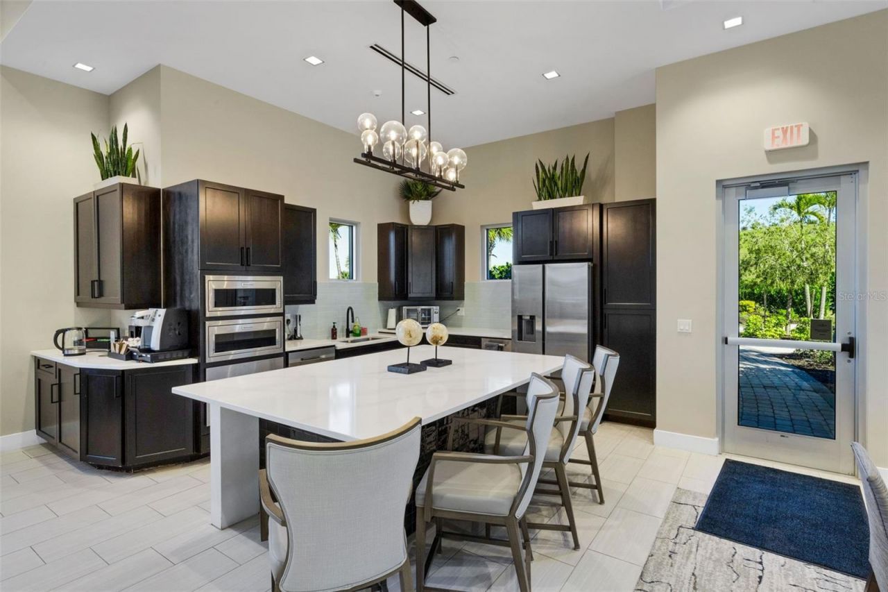 6186 Grandview Hill Court, Bradenton, FL 34203 Photo