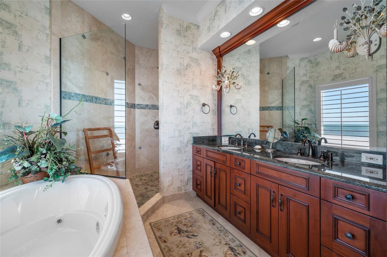 12106 Gulf Drive, Anna Maria, FL 34216 Photo