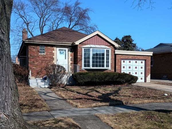 5142 Jarlath Avenue, Skokie, IL 60077