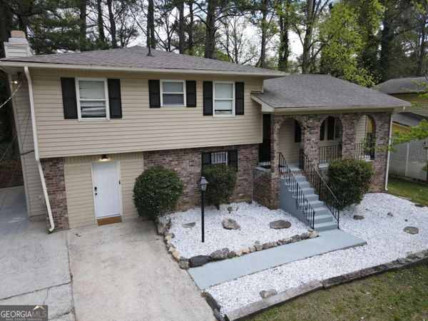 6585 Buckhurst Trail, Atlanta, GA 30349