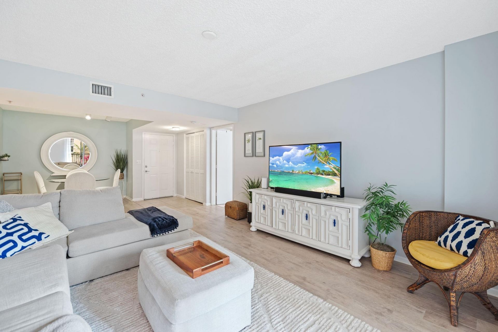 520 SE 5th Avenue, Unit 2202, Fort Lauderdale, FL 33301 Photo