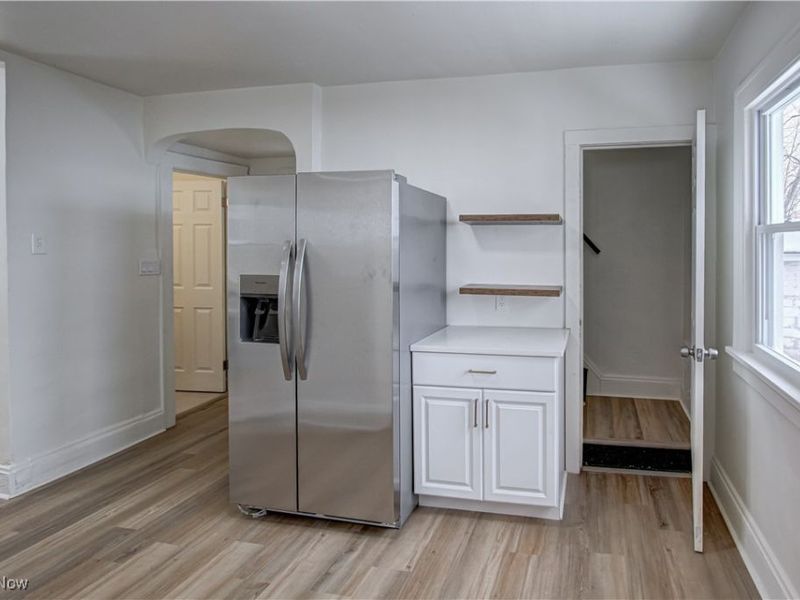 19901 Pawnee Avenue, Cleveland, OH 44119 Photo 17