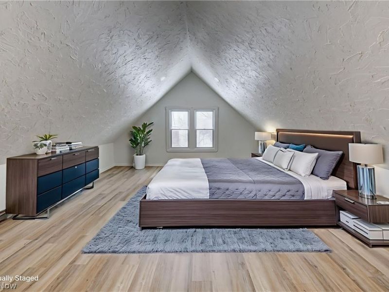 19901 Pawnee Avenue, Cleveland, OH 44119 Photo 24