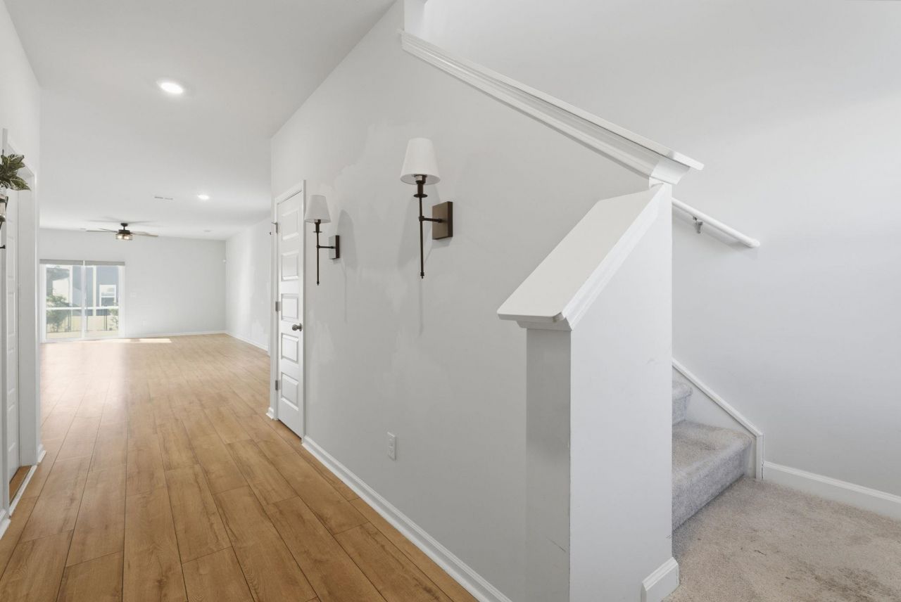 1580 Swing Bridge Way Photo 19