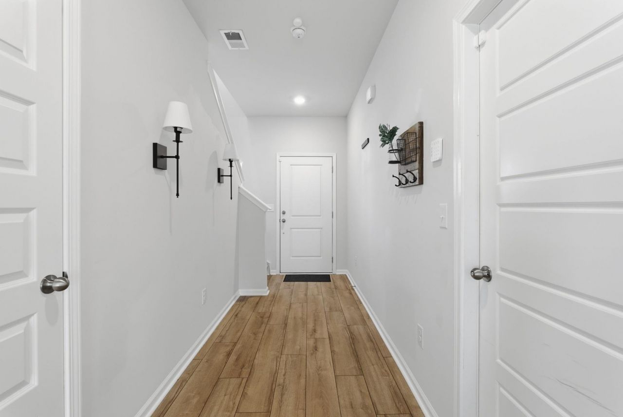 1580 Swing Bridge Way Photo 20