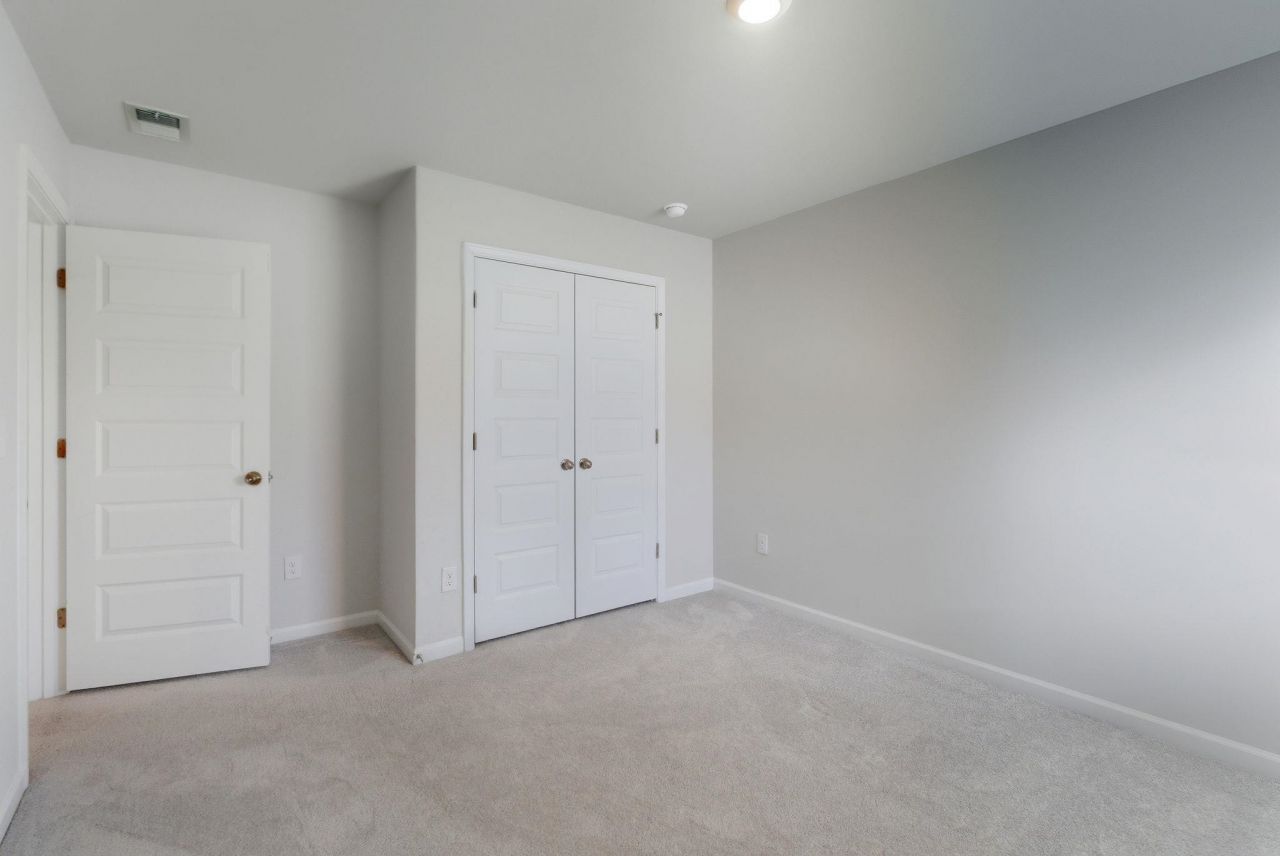 1580 Swing Bridge Way Photo 32