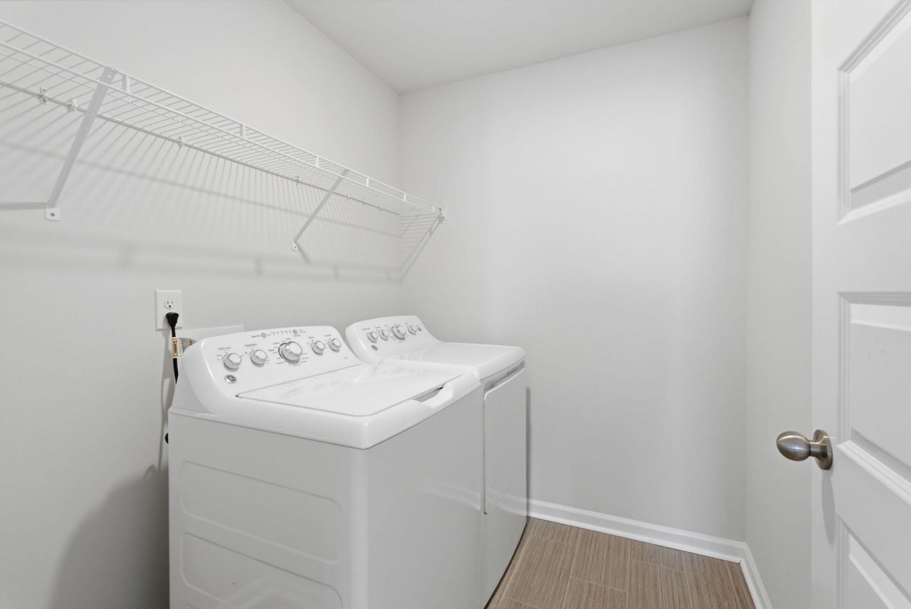 1580 Swing Bridge Way Photo 34