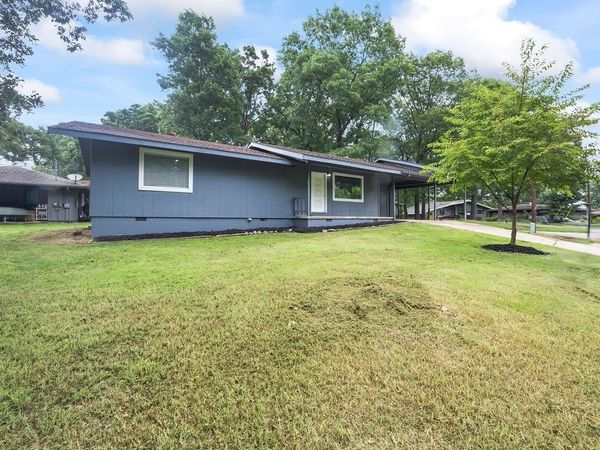 34 Hinckley Circle, Bella Vista, AR 72714
