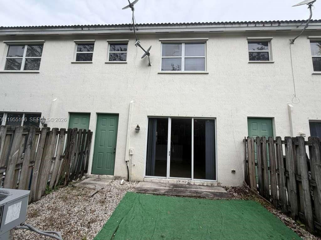 4256 NE 9th St, Homestead, FL 33033 Photo