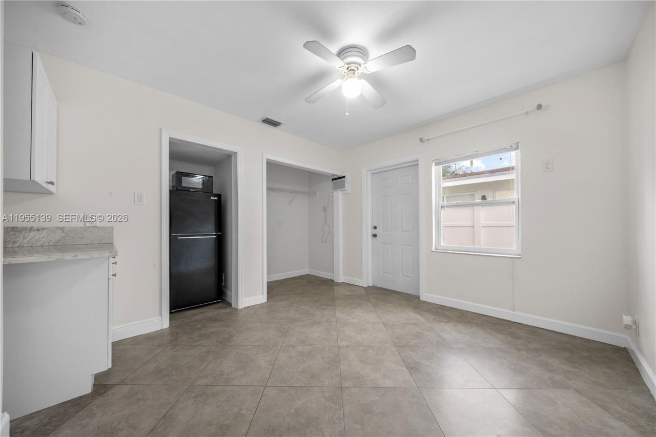 1041 NE 9th Ave, Unit A3, Fort Lauderdale, FL 33304 Photo
