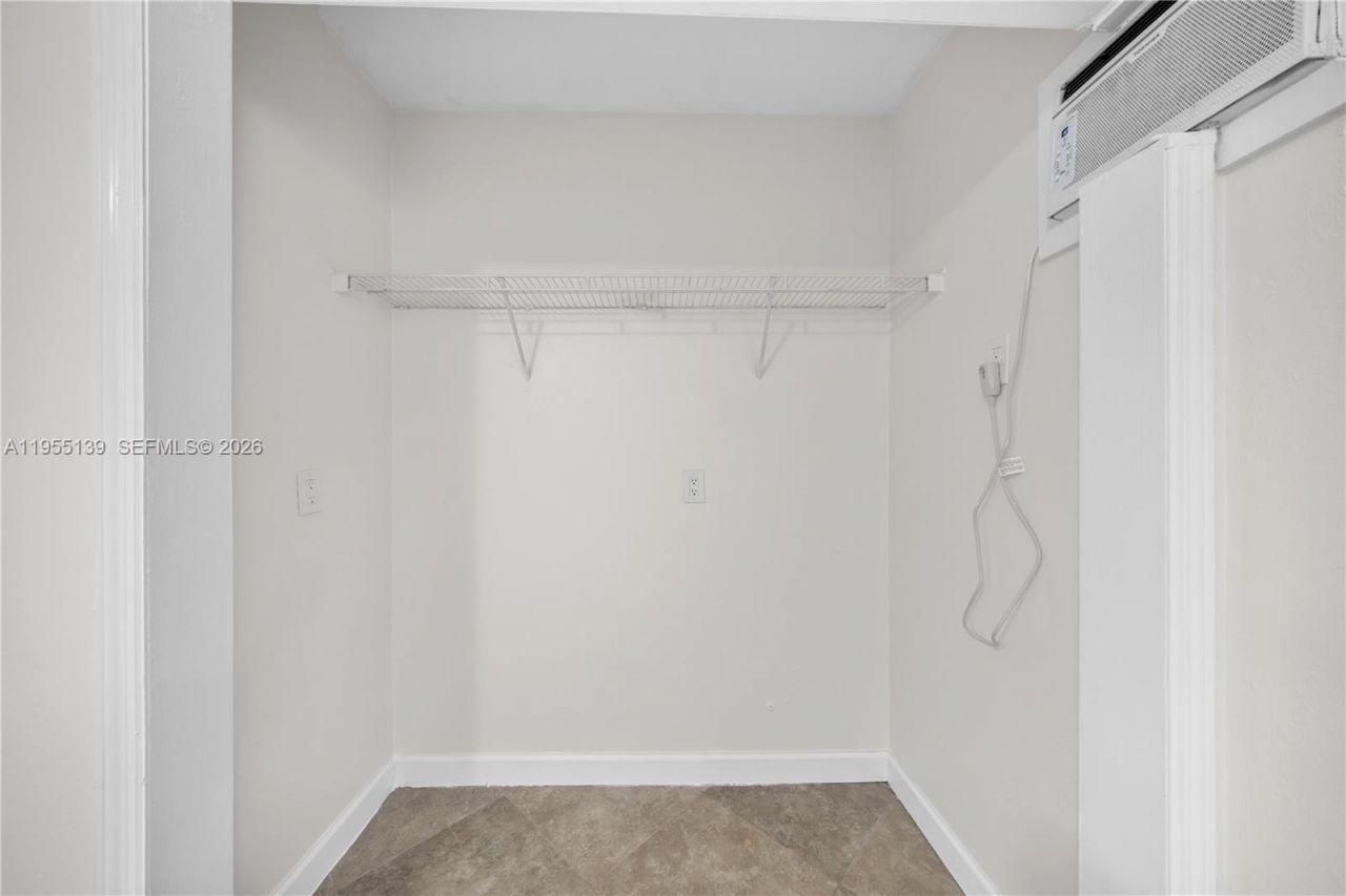 1041 NE 9th Ave, Unit A3, Fort Lauderdale, FL 33304 Photo