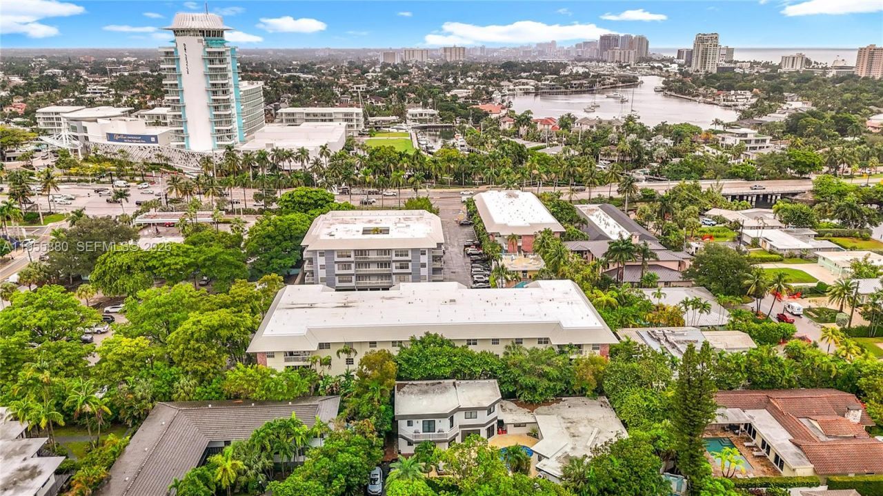 2424 SE 17th Cswy , Unit 312B, Fort Lauderdale, FL 33316 Photo