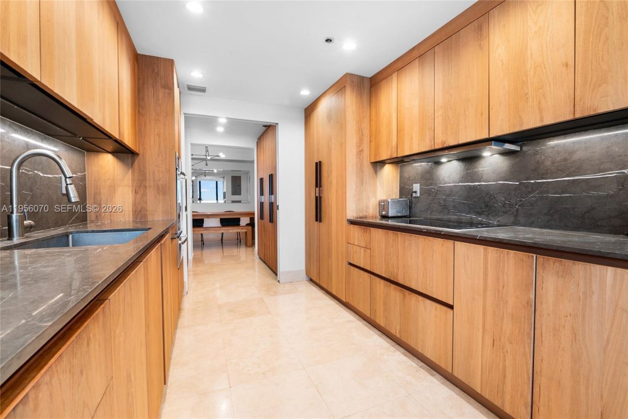 1581 Brickell Ave, Unit 2302, Miami, FL 33129 Photo