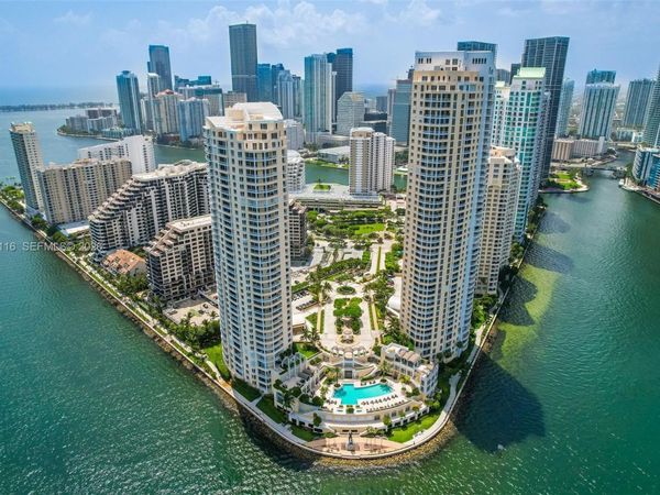 808 Brickell Key Dr, Unit 1808, Miami, FL 33131