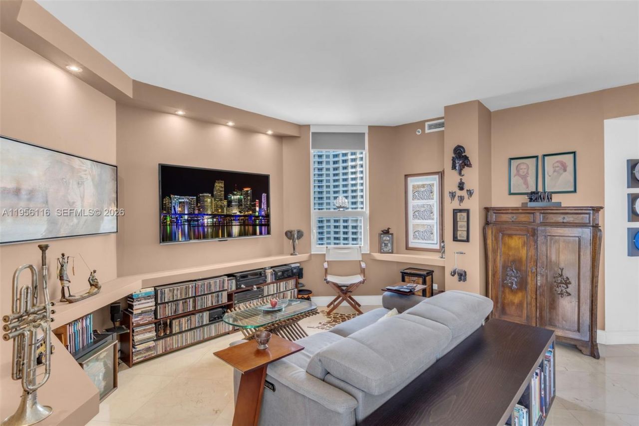 808 Brickell Key Dr, Unit 1808, Miami, FL 33131 Photo