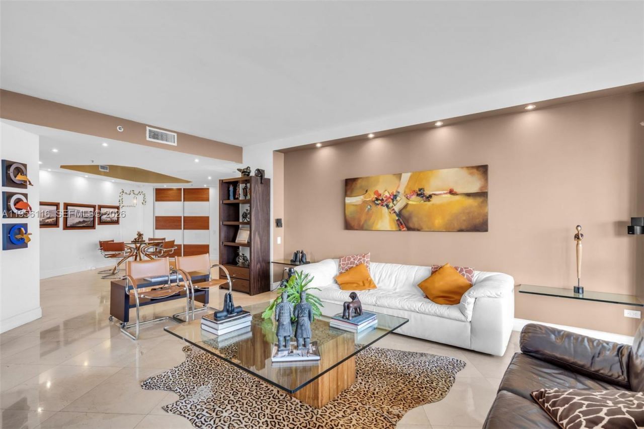 808 Brickell Key Dr, Unit 1808, Miami, FL 33131 Photo