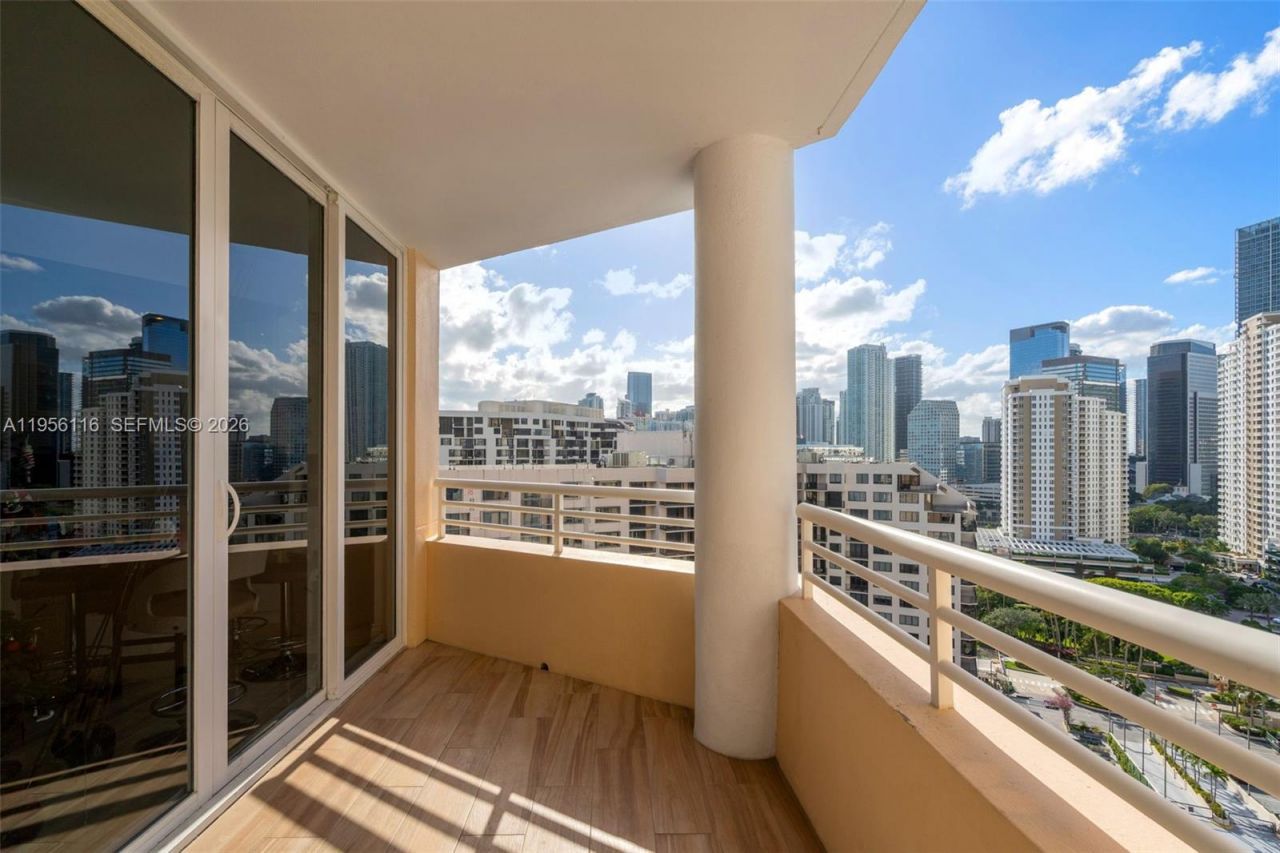 808 Brickell Key Dr, Unit 1808, Miami, FL 33131 Photo