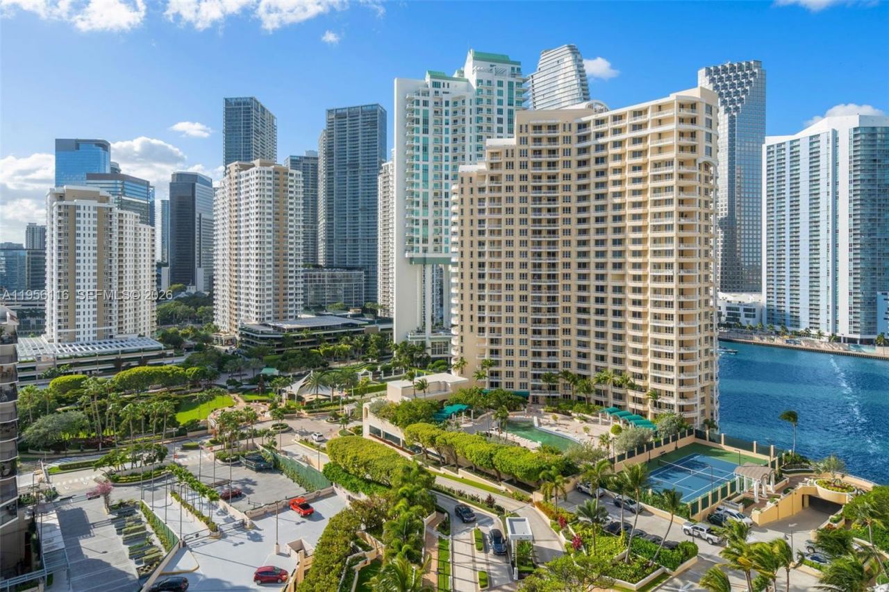 808 Brickell Key Dr, Unit 1808, Miami, FL 33131 Photo