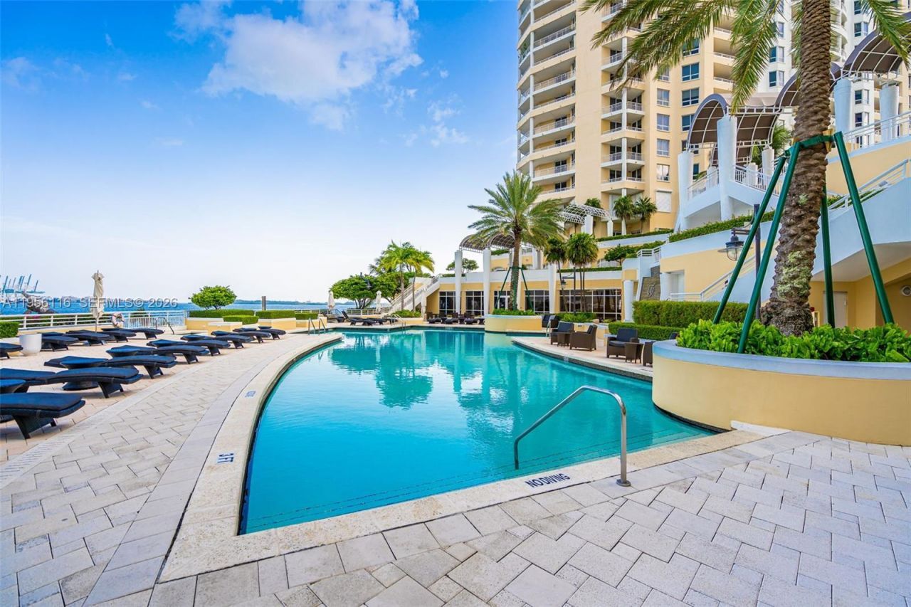 808 Brickell Key Dr, Unit 1808, Miami, FL 33131 Photo