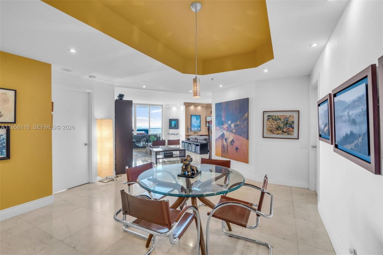 808 Brickell Key Dr, Unit 1808, Miami, FL 33131 Photo