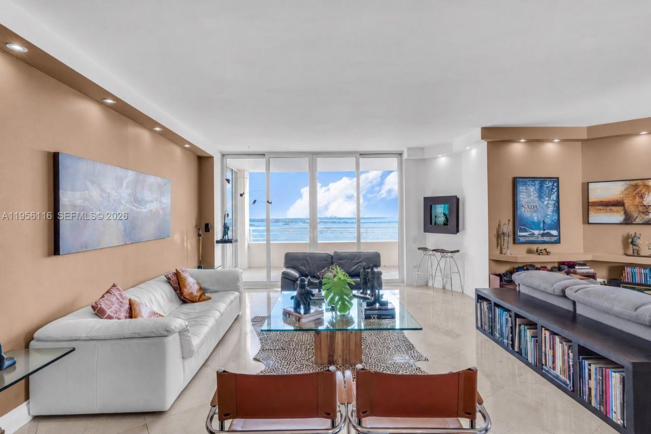 808 Brickell Key Dr, Unit 1808, Miami, FL 33131 Photo
