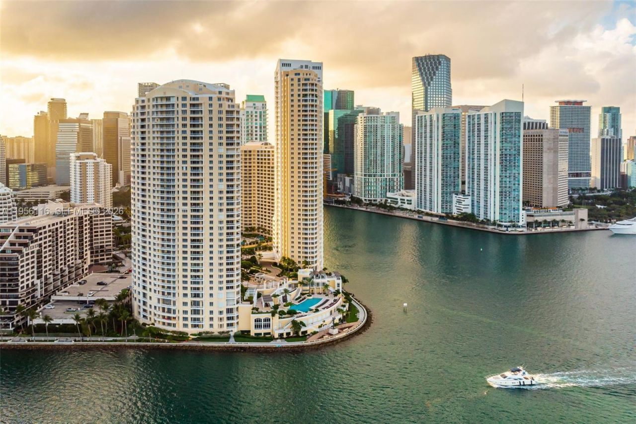 808 Brickell Key Dr, Unit 1808, Miami, FL 33131 Photo