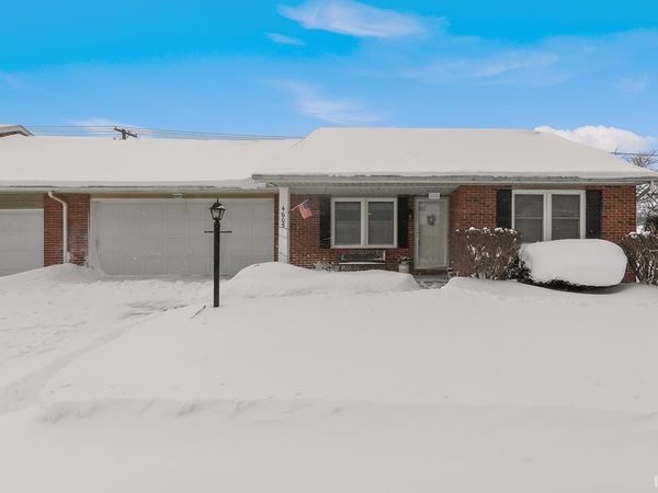 4605 Rivers Edge Drive, Mishawaka, IN 46544