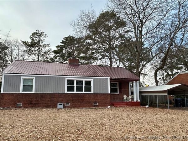 219 N Wright Street, Raeford, NC 28376