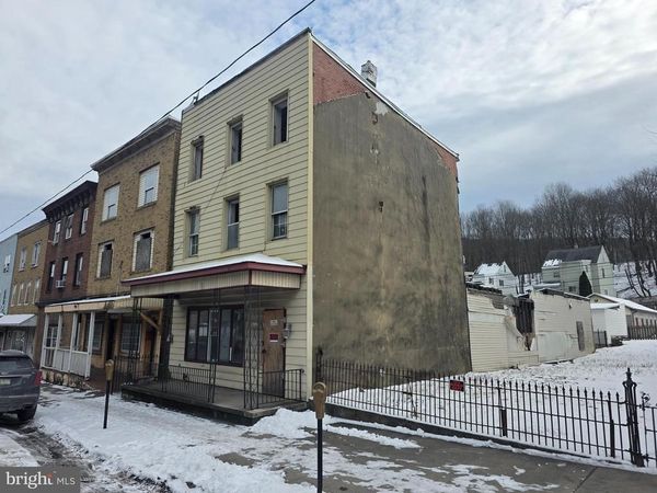426 CENTRE STREET, ASHLAND, PA 17921