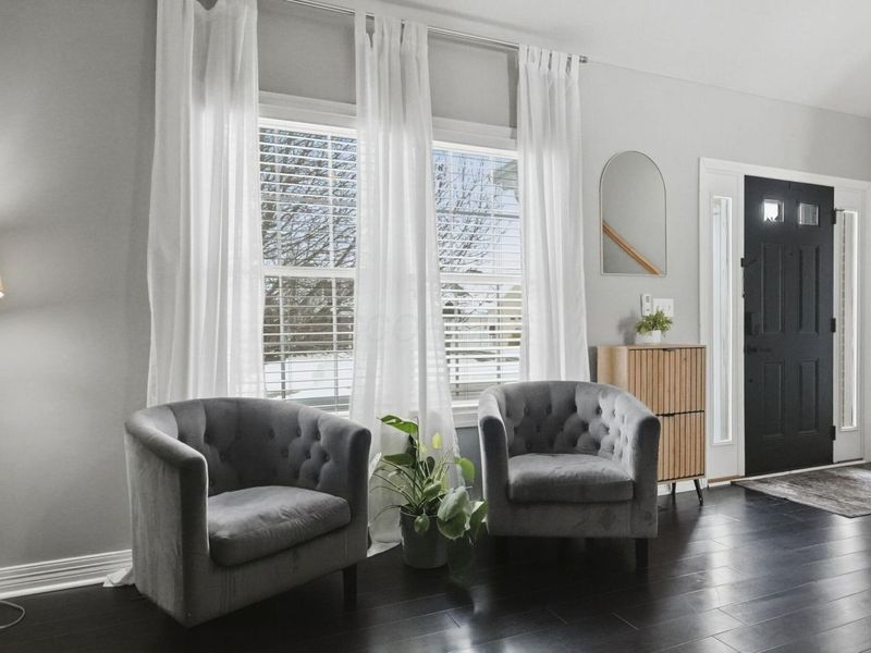 1534 Geranium Drive, Lewis Center, OH 43035 Photo 2