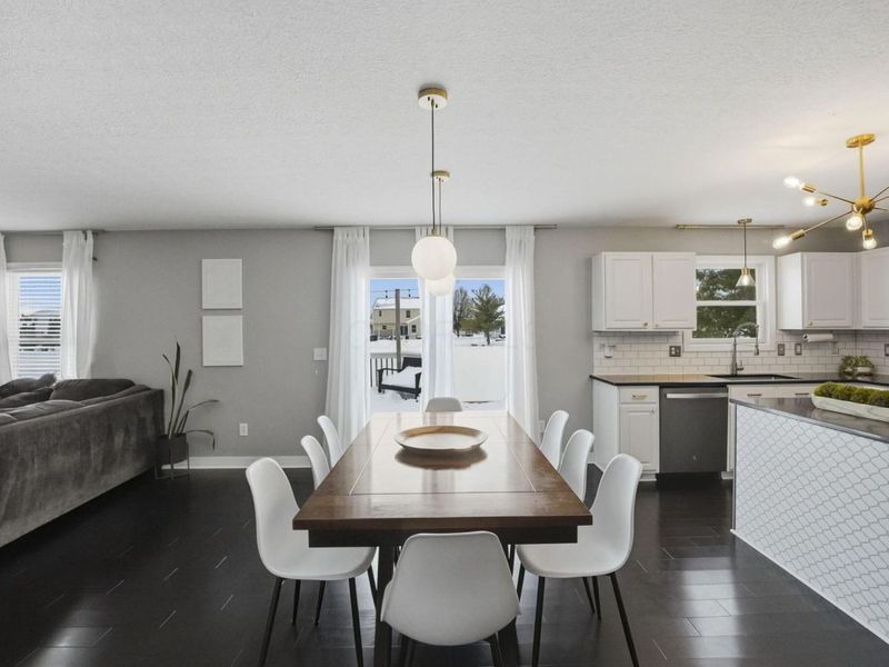 1534 Geranium Drive, Lewis Center, OH 43035 Photo 9