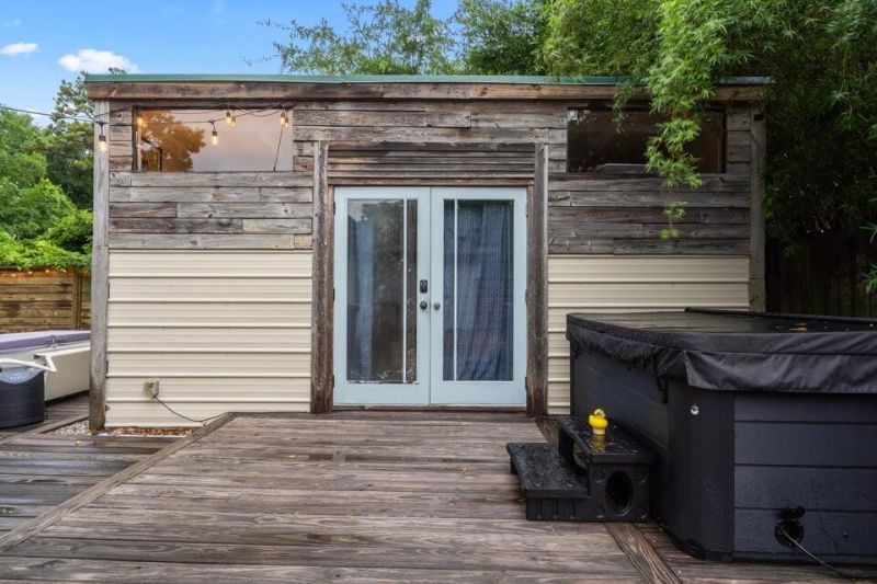 4619 Jenkins Avenue Photo 7