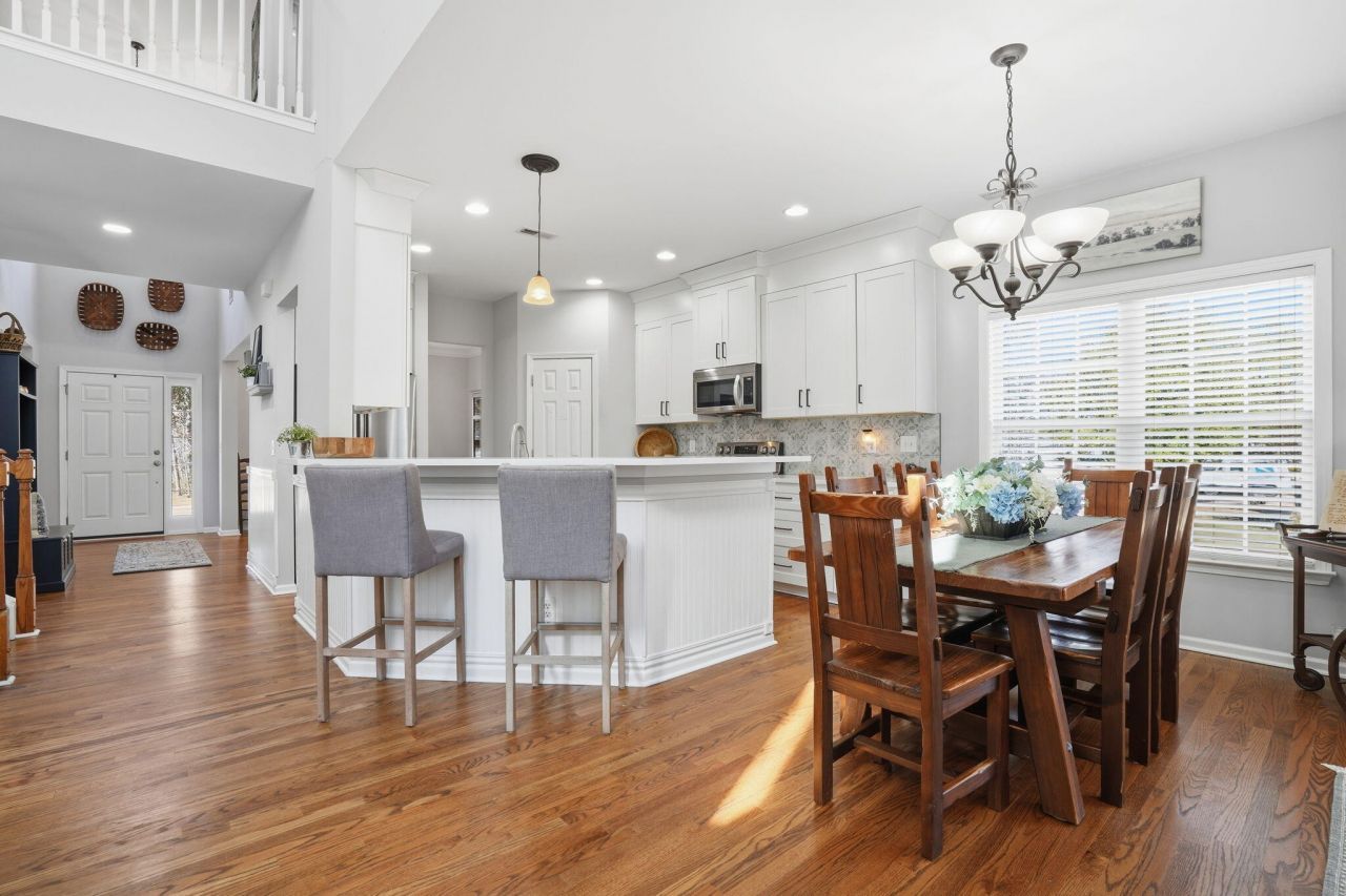 2148 Summerwood Drive Photo 7