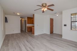 117 Ashwood Court photo 4