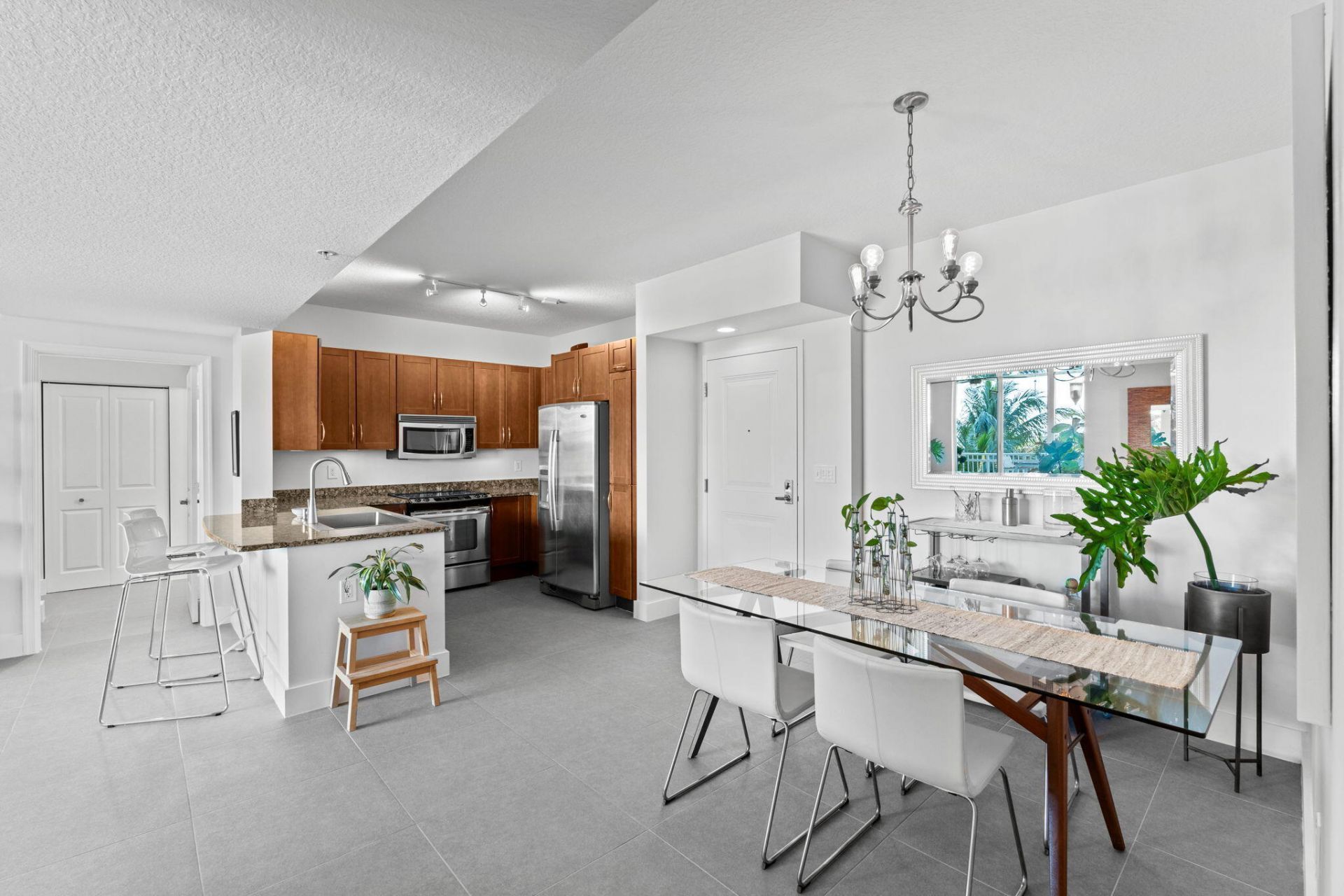 350 N Federal Highway, Unit 810, Boynton Beach, FL 33435 Photo