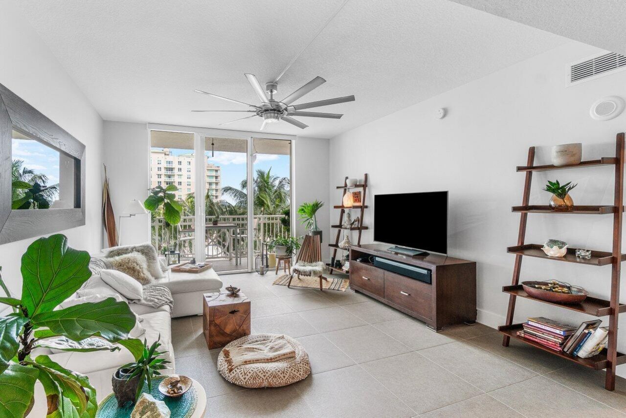 350 N Federal Highway, Unit 810, Boynton Beach, FL 33435 Photo