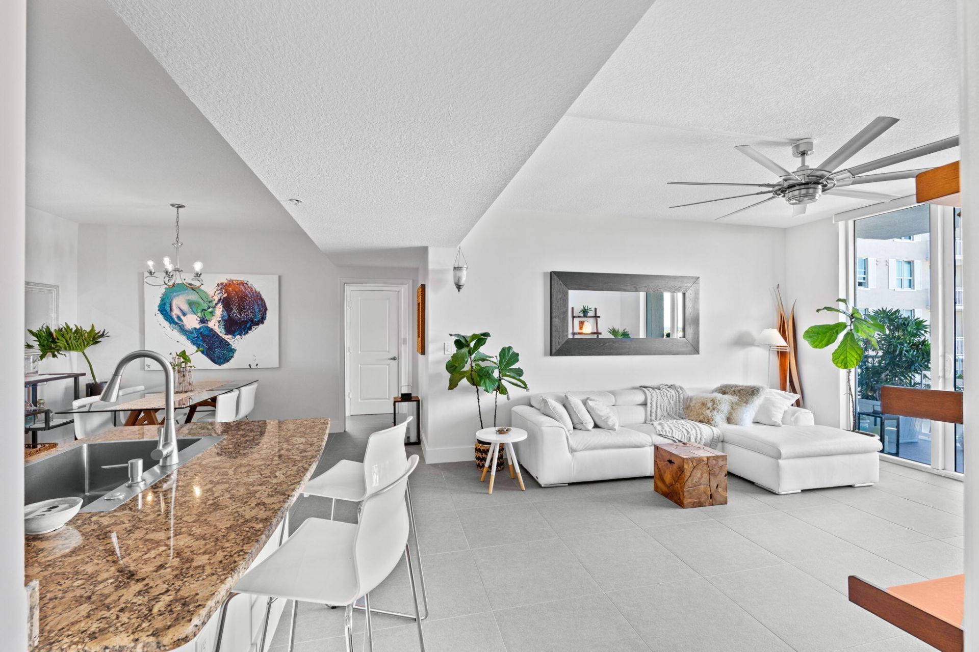 350 N Federal Highway, Unit 810, Boynton Beach, FL 33435 Photo