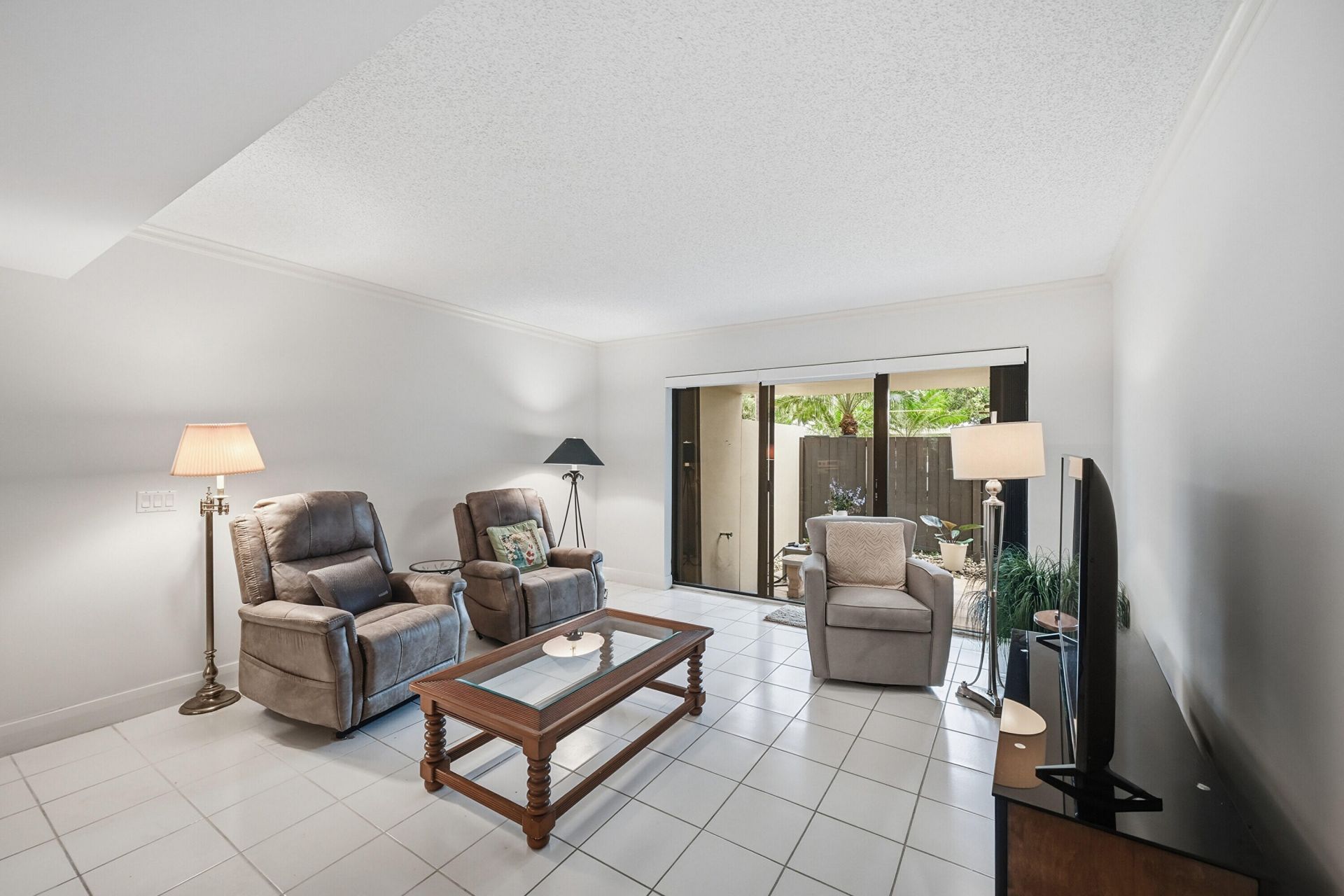 1109 E Marine Way E, Unit L1l + Boat, North Palm Beach, FL 33408 Photo