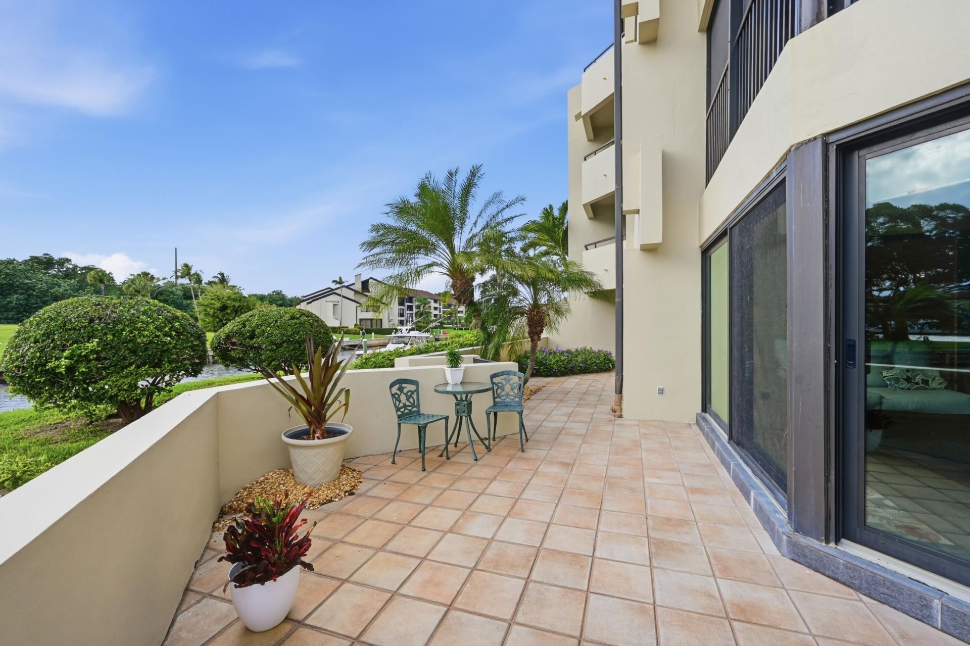 1109 E Marine Way E, Unit L1l + Boat, North Palm Beach, FL 33408 Photo