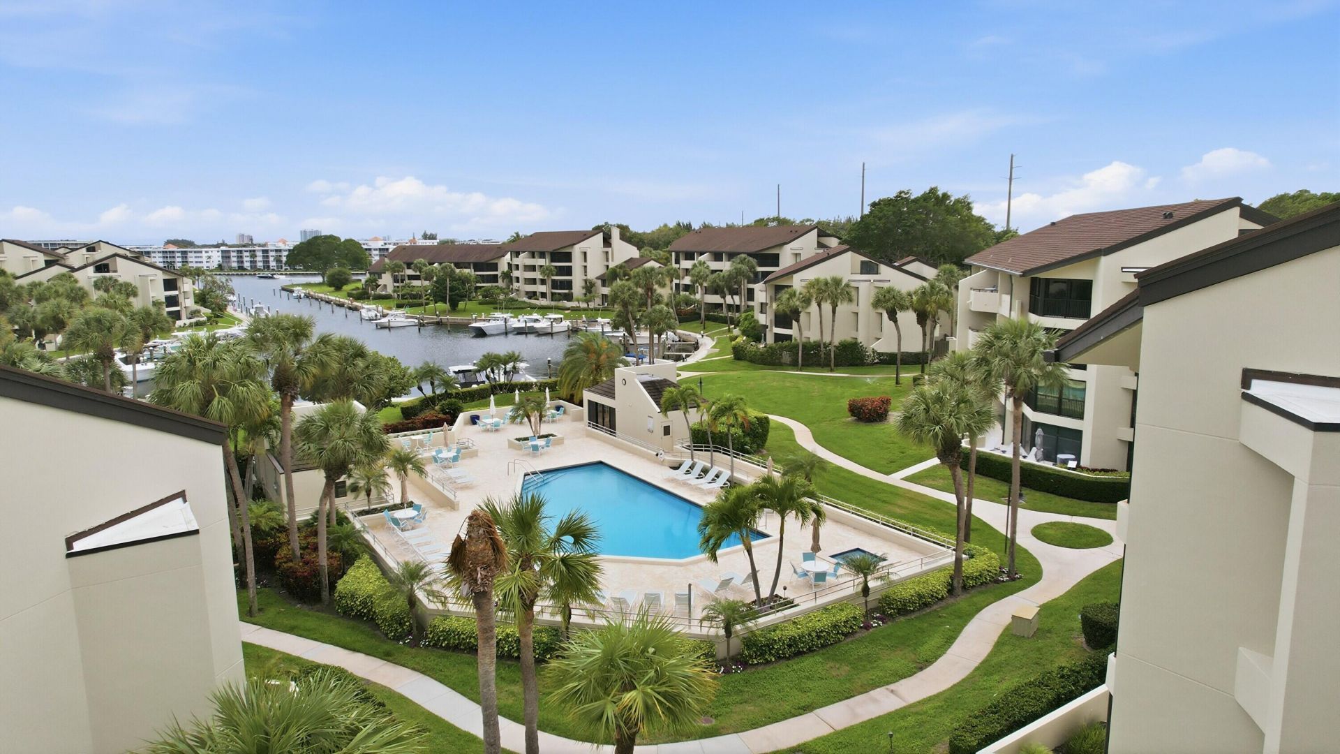 1109 E Marine Way E, Unit L1l + Boat, North Palm Beach, FL 33408 Photo