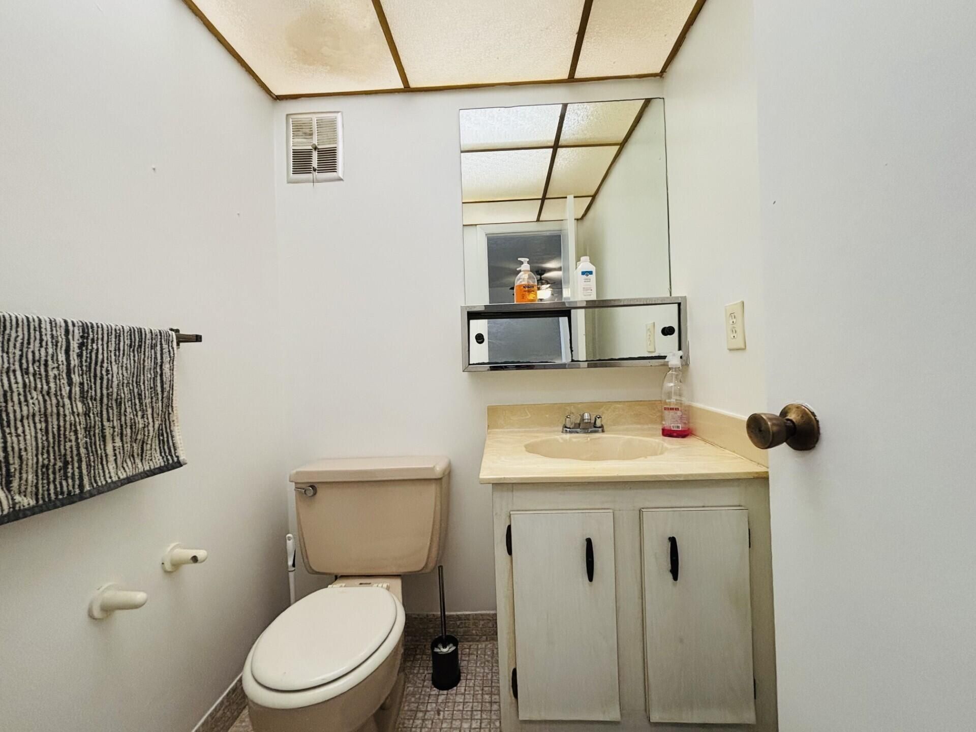 7300 NW 17th Street, Unit 202, Plantation, FL 33313 Photo