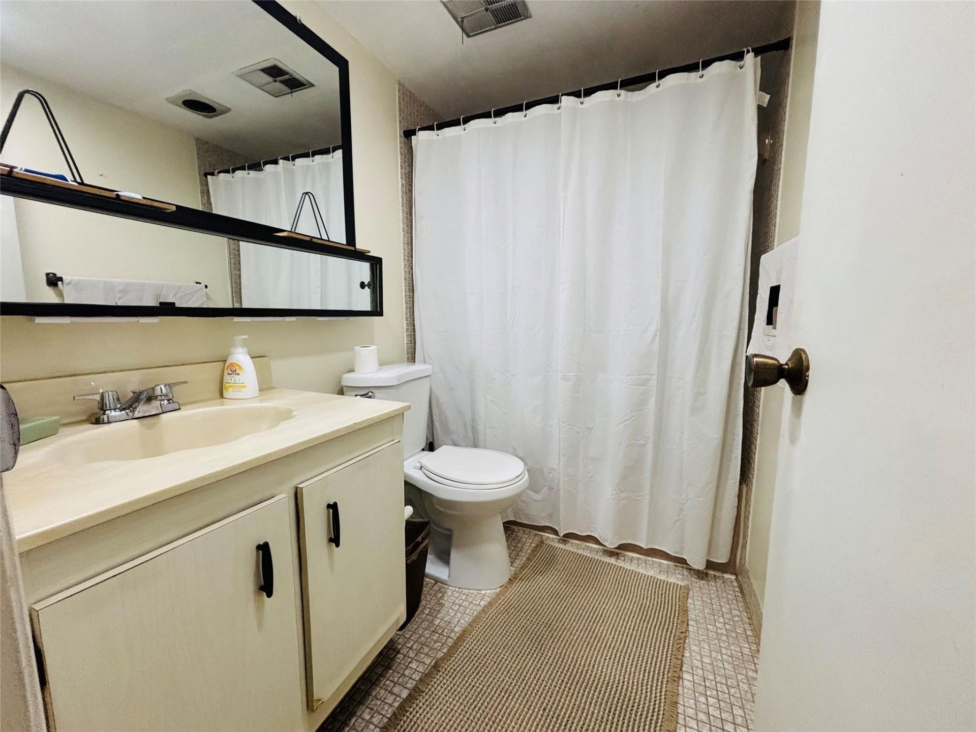 7300 NW 17th Street, Unit 202, Plantation, FL 33313 Photo