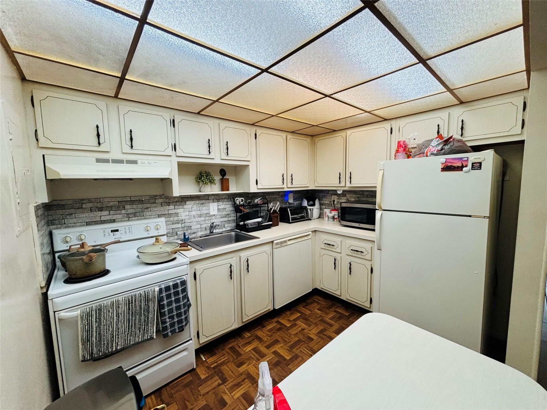 7300 NW 17th Street, Unit 202, Plantation, FL 33313 Photo