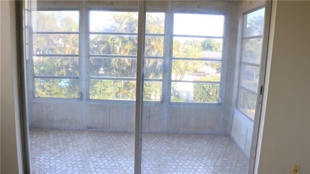 7300 NW 17th Street, Unit 202, Plantation, FL 33313 Photo