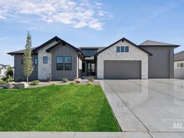 2047 E Blakehurst St, Kuna, ID 83634