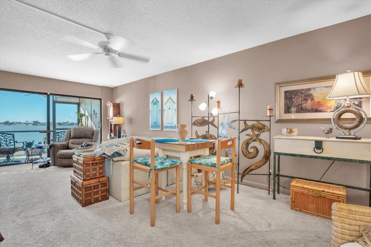 6265 Sun Boulevard, Unit 107, Saint Petersburg, FL 33715 Photo